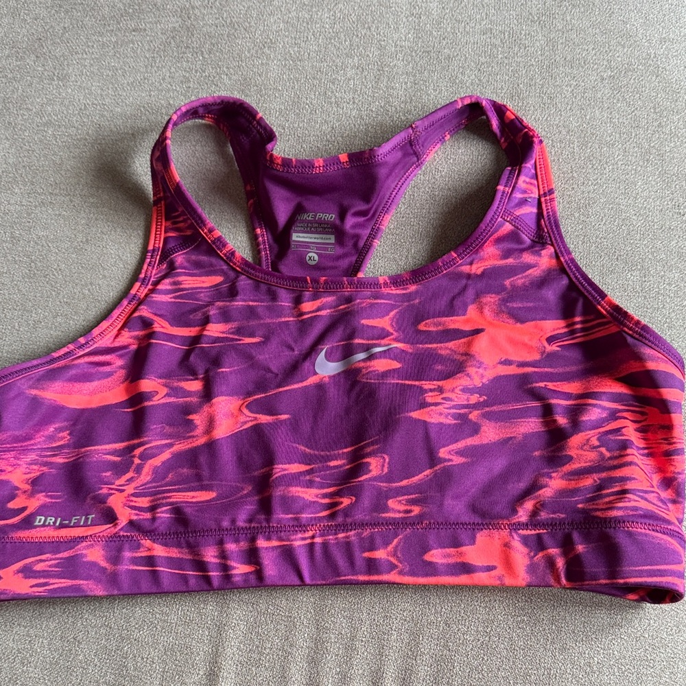 Nike Women's Vibrant Purple and Pink Sports Bra